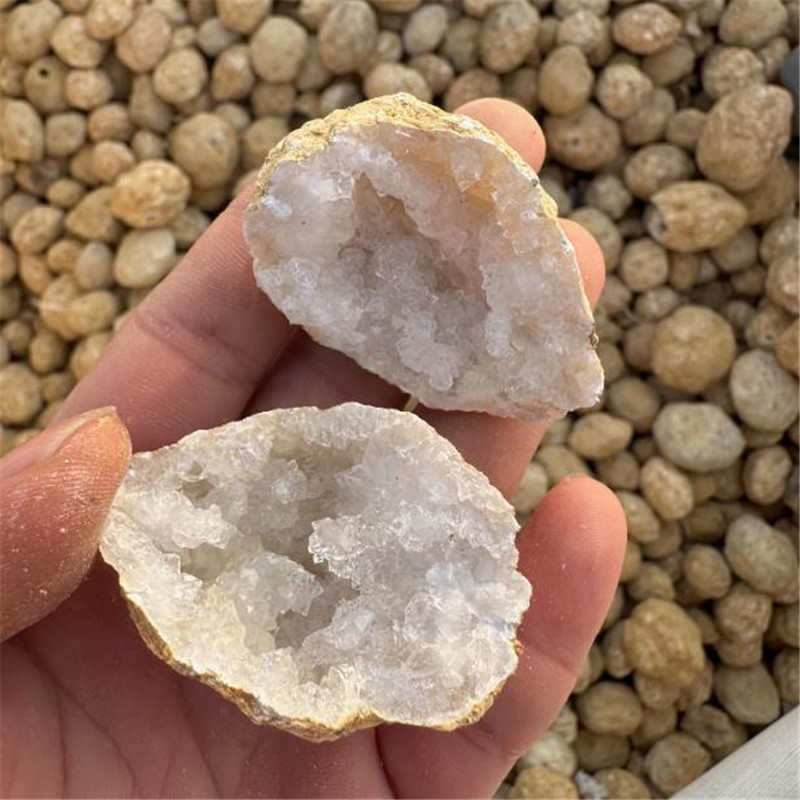 Geode Crystal Break - 1000 جرام من بلورات العقيق الطبيعية